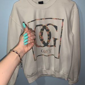 OBEY WHITE FLOWER PATTERN CREWNECK
